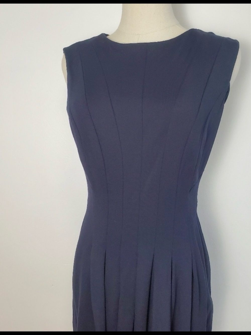 Lauren Ralph Lauren Navy Sleeveless Pleated Midi Dress - Picture 3 of 6